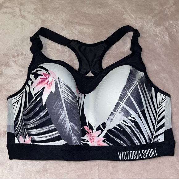 Victoria's Secret Other - Victorias secret sport bra size 32DD